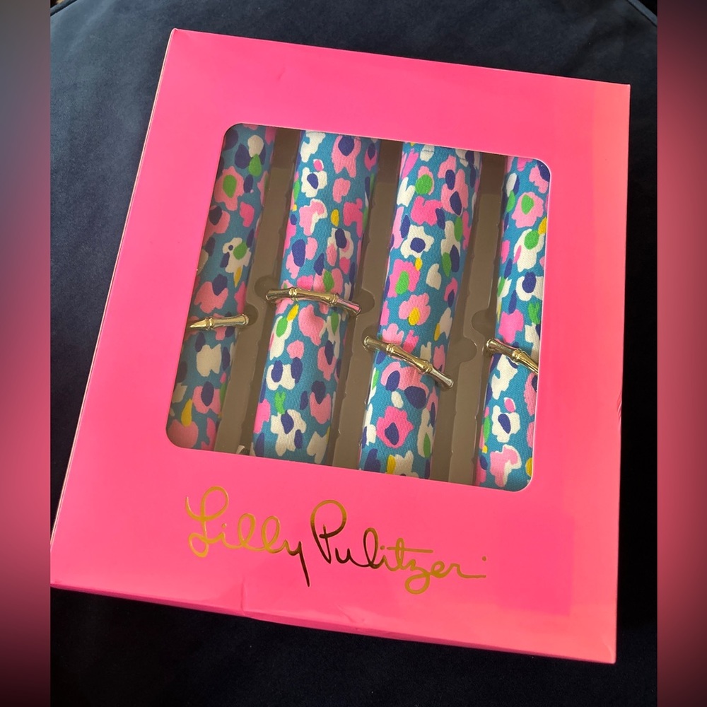 Lilly Pulitzer Hottie Dottie GWP Set of 4 Napkins With Napkin Rings NEW IN BOX - Picture 1 of 7